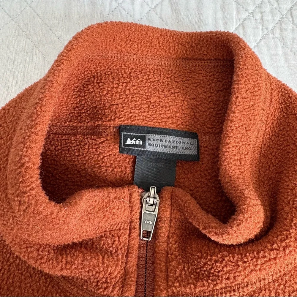 Men’s REI Orange Full-Zip Fleece Jacket - Picture 3 of 4
